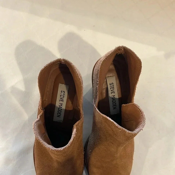 Steve Madden Aker Booties suede leather boot boots women’s 7.5 EUC - Picture 8 of 8